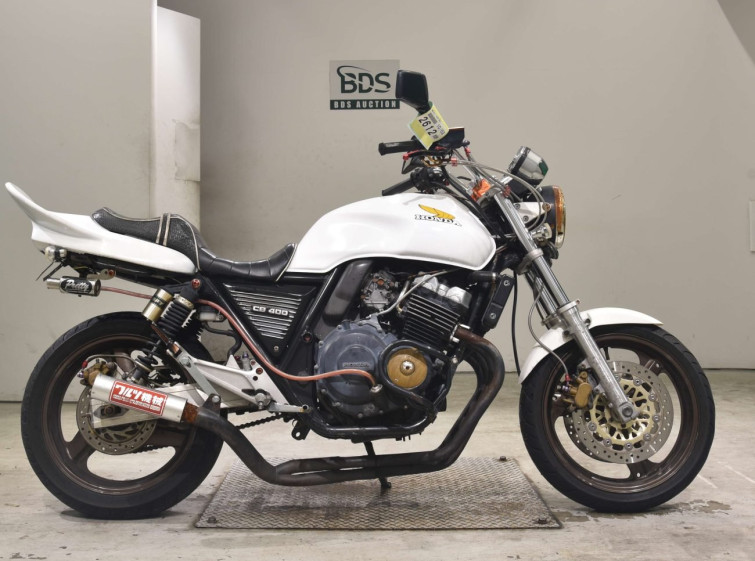 Мотоцикл Honda CB400SF з пробігом 6951 km