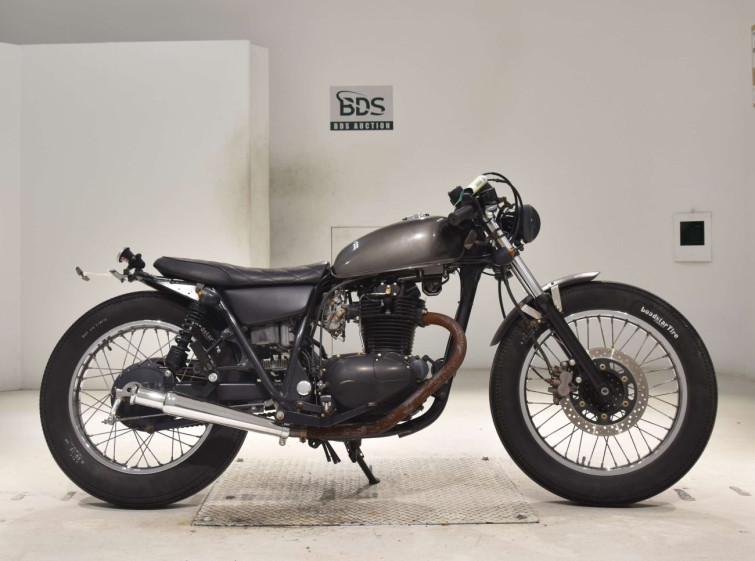 Мотоцикл Kawasaki 250TR з пробігом 2955 km