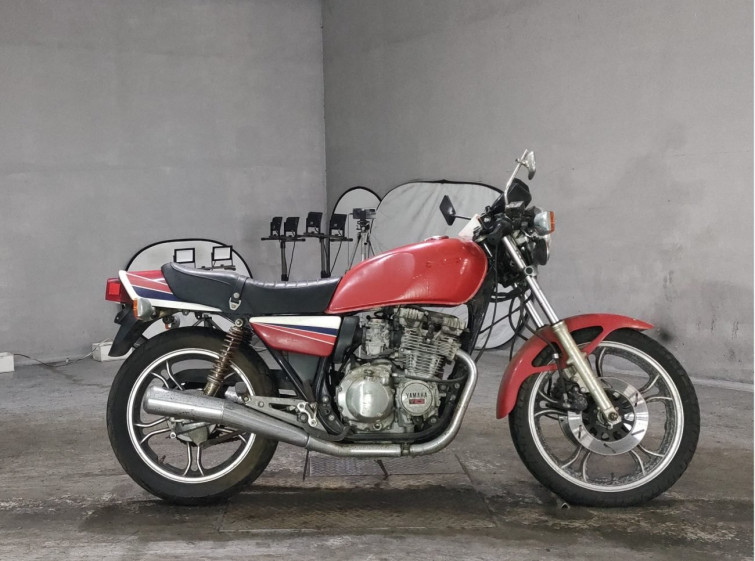 Мотоцикл Yamaha XJ400 с пробегом 15816 km