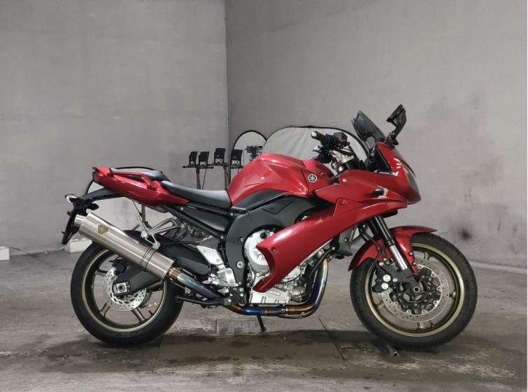 Мотоцикл Yamaha FZ1 FAZER с пробегом 2015 km