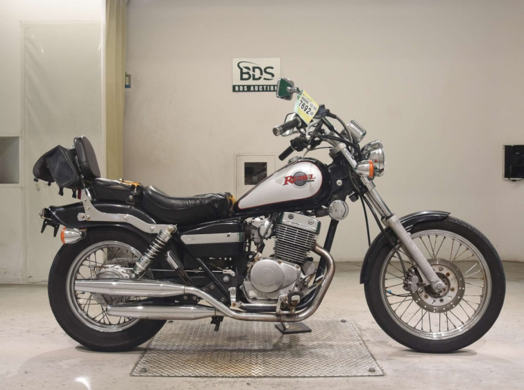 Мотоцикл Honda REBEL CMX250 з пробігом 35034 km