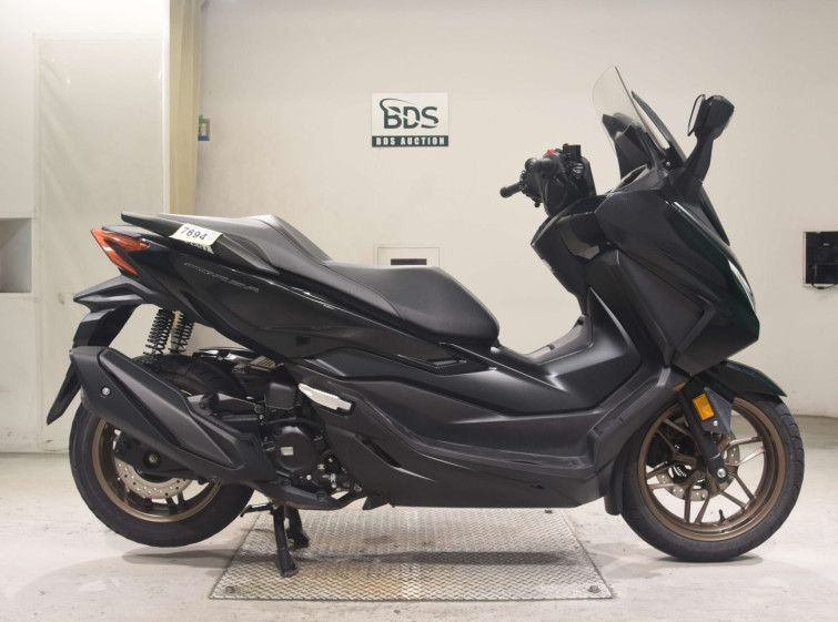 Мотоцикл Honda FORZA с пробегом 4666 km