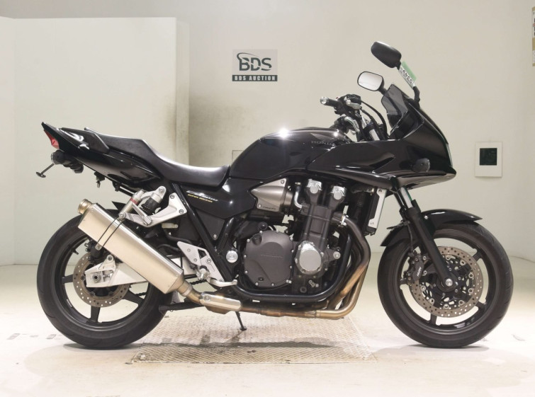 Мотоцикл Honda CB1300SF BOLDOR с пробегом 18184 km