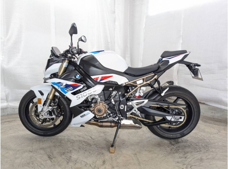 Мотоцикл BMW S1000R с пробегом 2786 km