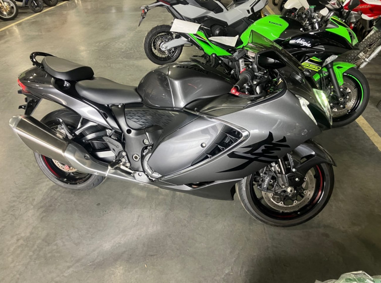 Мотоцикл Suzuki GSX1300R HAYABUSA с пробегом 8016 km