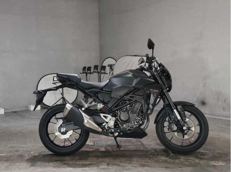 Мотоцикл Honda CB250R з пробігом 8584 km