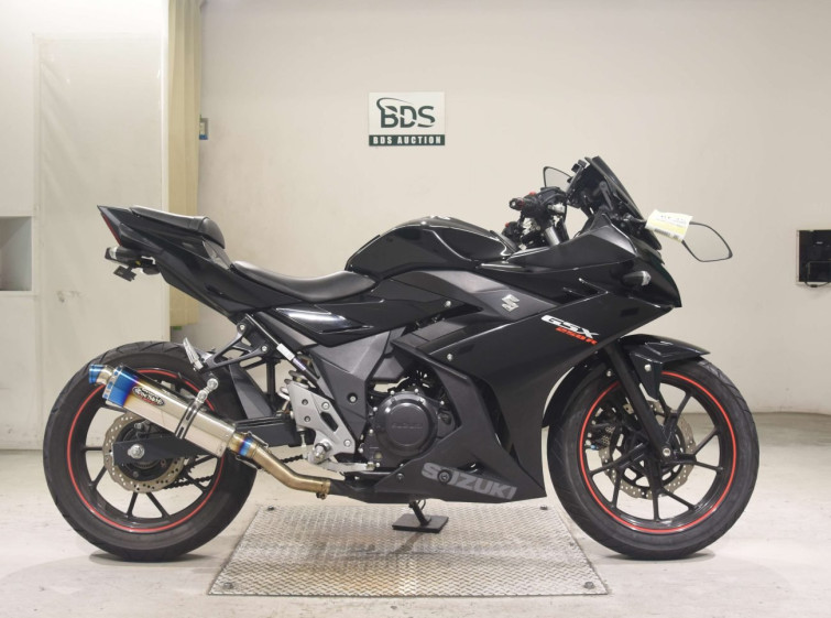 Мотоцикл Suzuki GSX250R з пробігом 12656 km