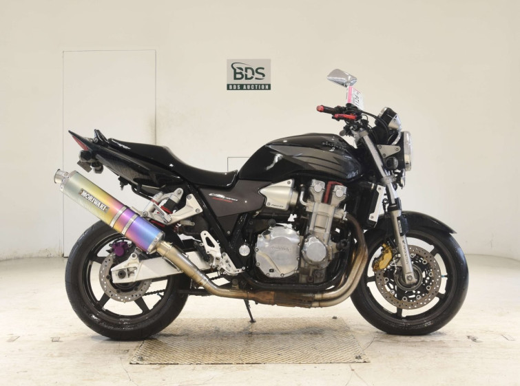 Мотоцикл Honda CB1300SF