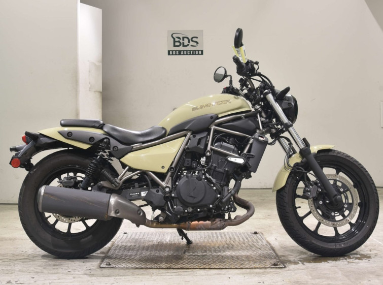 Мотоцикл Kawasaki ELIMINATOR400-3 з пробігом 10653 km