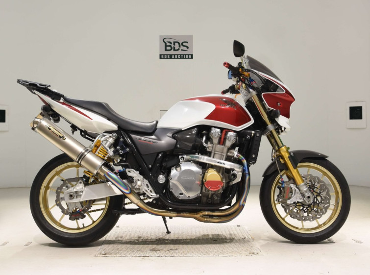 Мотоцикл Honda CB1300SF з пробігом 23974 km