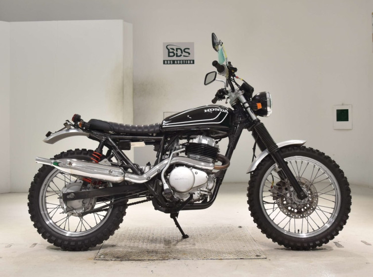 Мотоцикл Honda CL400 с пробегом 19823 km