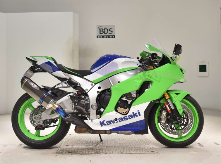 Мотоцикл Kawasaki NINJA ZX-10R с пробегом 7941 km