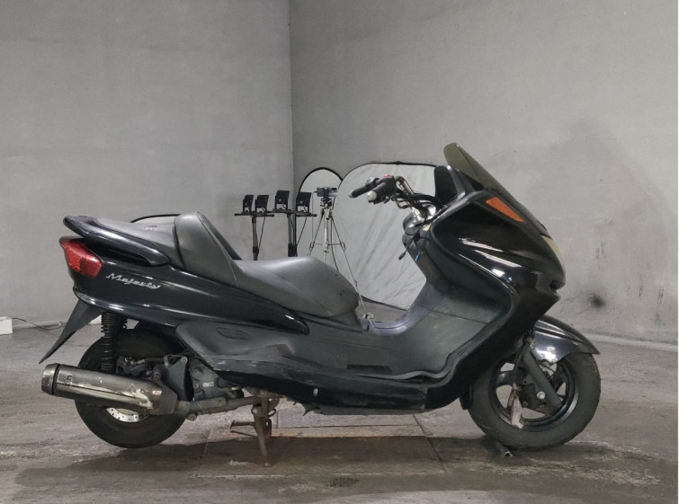 Мотоцикл Yamaha MAJESTY250 с пробегом 23548 km