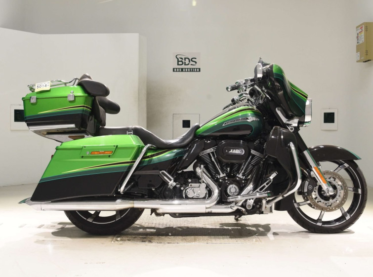 Мотоцикл HD STREET GLIDE FLHXSE1800 з пробігом 30399 km