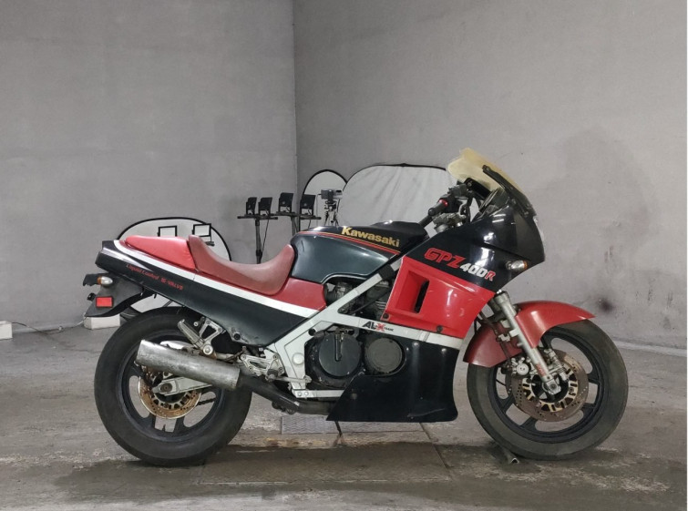 Мотоцикл Kawasaki GPZ400R с пробегом 26976 km