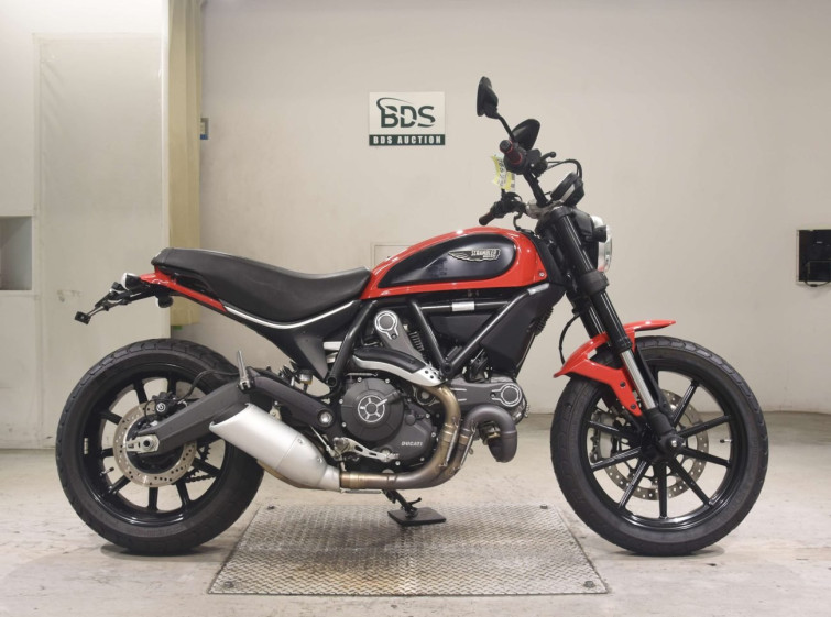 Мотоцикл Ducati SCRAMBLER 803 ICON с пробегом 2575 km