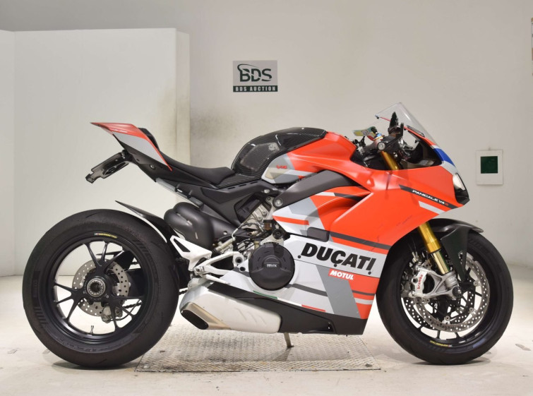 Мотоцикл Ducati 1103 PANIGALE V4 з пробігом 3908 km