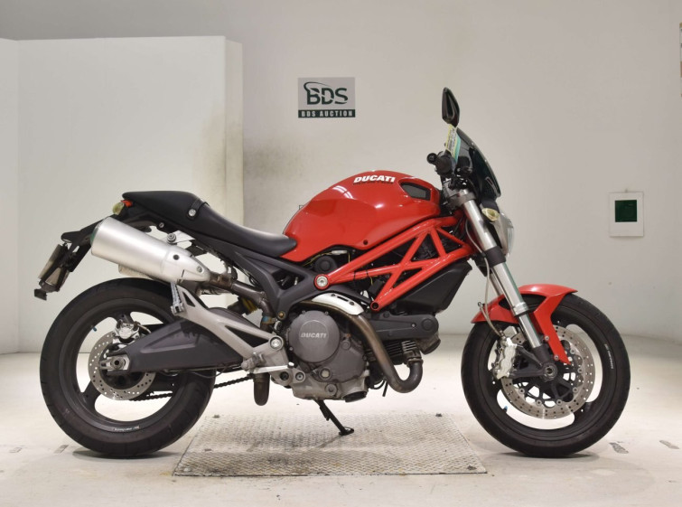Мотоцикл Ducati MONSTER 696 с пробегом 38455 km