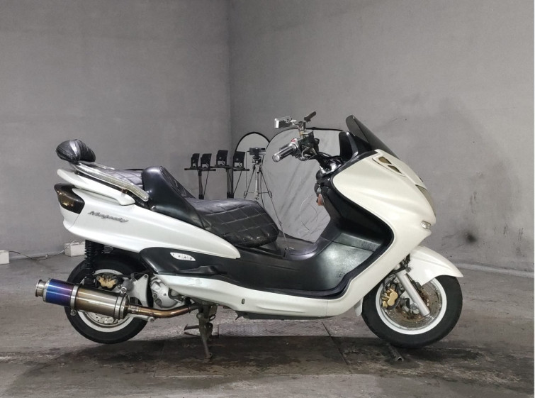 Мотоцикл Yamaha MAJESTY250 з пробігом 36931 km