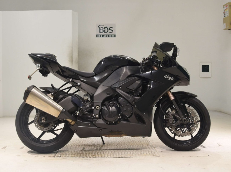Мотоцикл Kawasaki NINJA ZX-10R с пробегом 47985 km