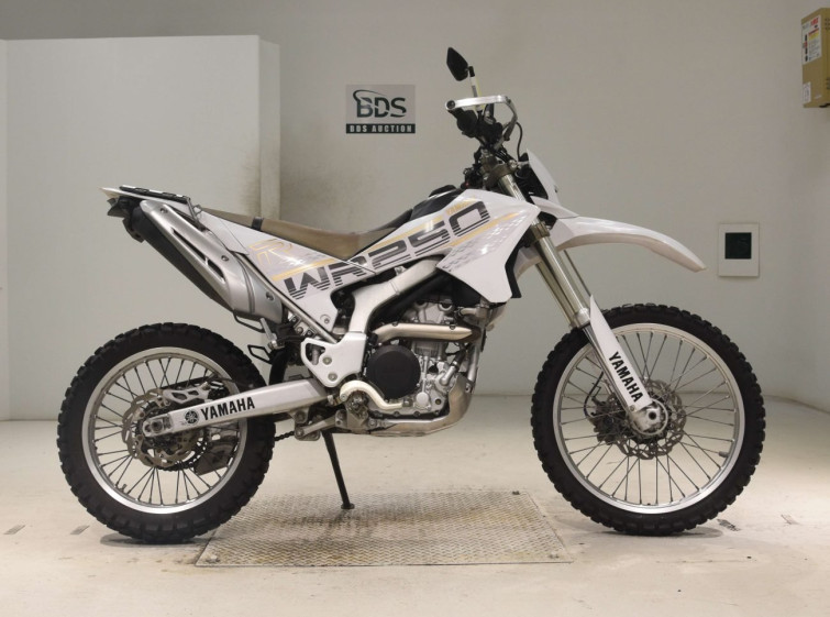 Мотоцикл Yamaha WR250R с пробегом 26438 km