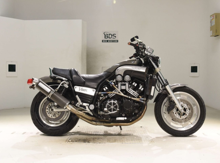 Мотоцикл Yamaha V-MAX1200 з пробігом 22596 km