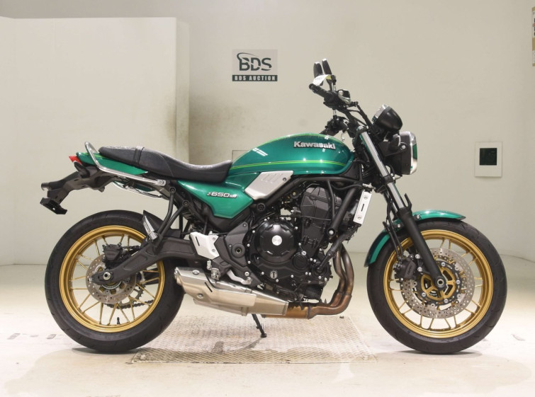 Мотоцикл Kawasaki Z650RS с пробегом 3018 km