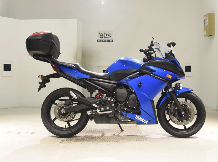 Мотоцикл Yamaha XJ6 DIVERSION F с пробегом 20680 km