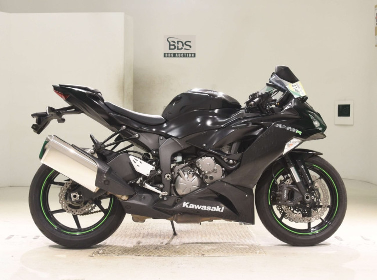 Мотоцикл Kawasaki ZX-6R с пробегом 64978 km