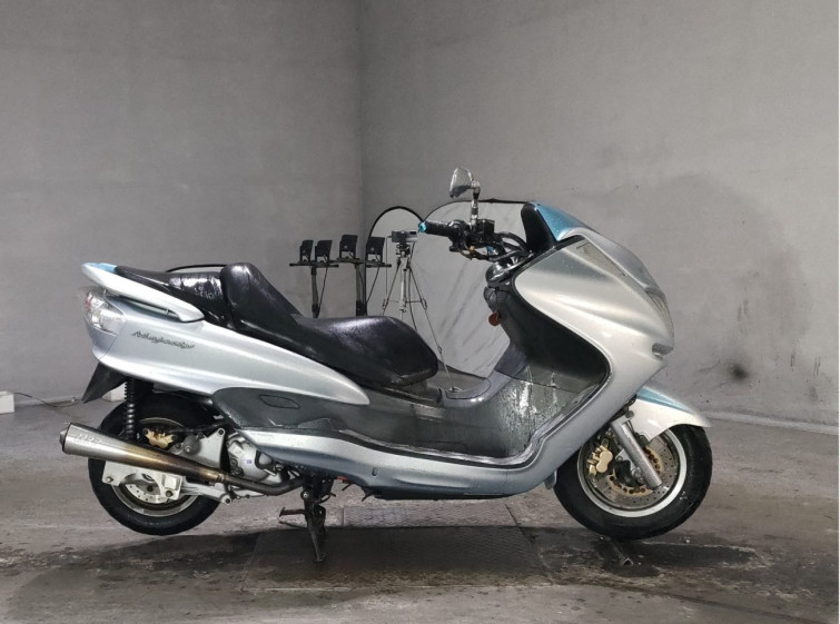 Мотоцикл Yamaha MAJESTY250 з пробігом 11929 km