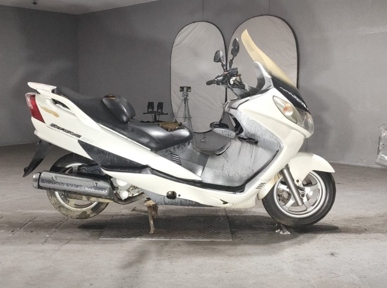 Мотоцикл Suzuki SKYWAVE 250