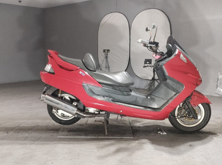 Мотоцикл Yamaha MAJESTY250 з пробігом 13758 km