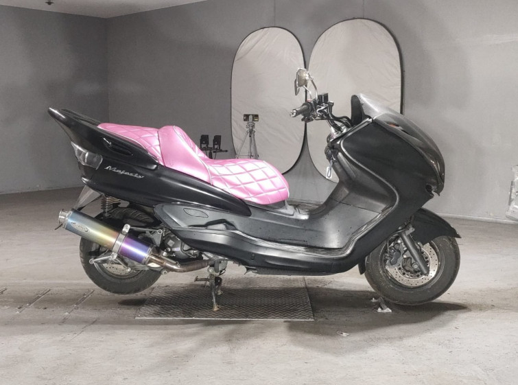 Мотоцикл Yamaha MAJESTY250 з пробігом 67226 km