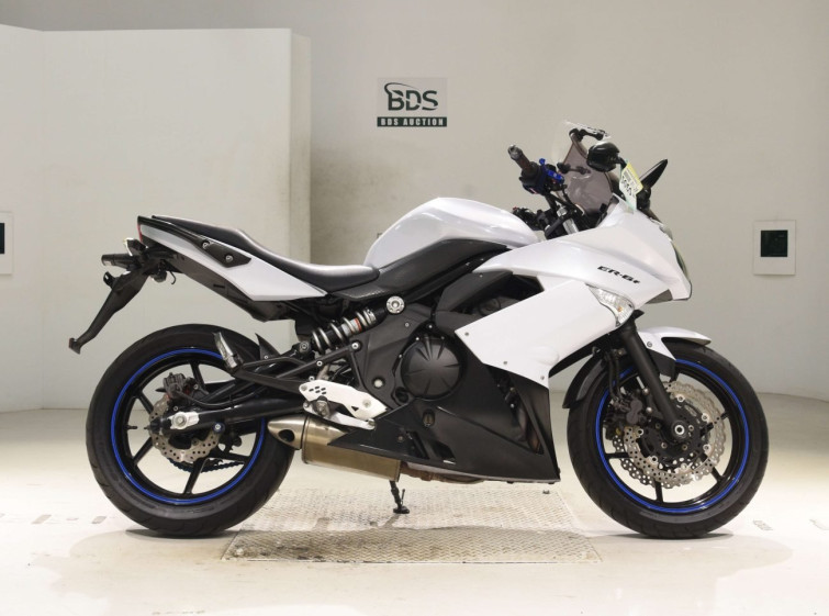 Мотоцикл Kawasaki ER-6F з пробігом 27917 km