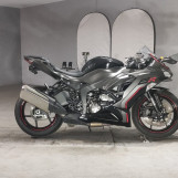 Мотоцикл Kawasaki ZX-6R с пробегом 831 km