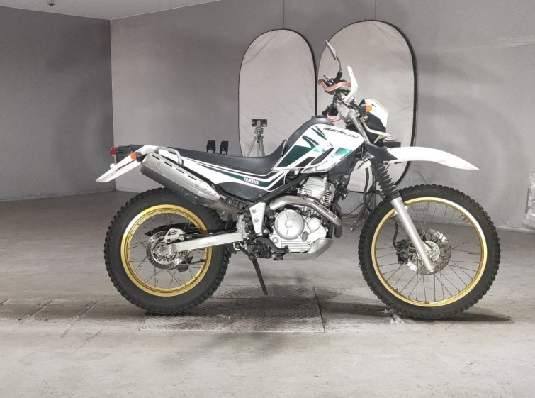 Мотоцикл Yamaha SEROW XT250 с пробегом 13051 km
