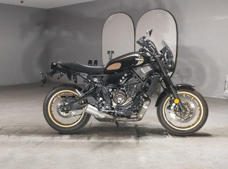 Мотоцикл Yamaha XSR700 з пробігом 9147 km