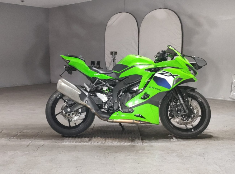 Мотоцикл Kawasaki NINJA ZX-4RR з пробігом 5963 km