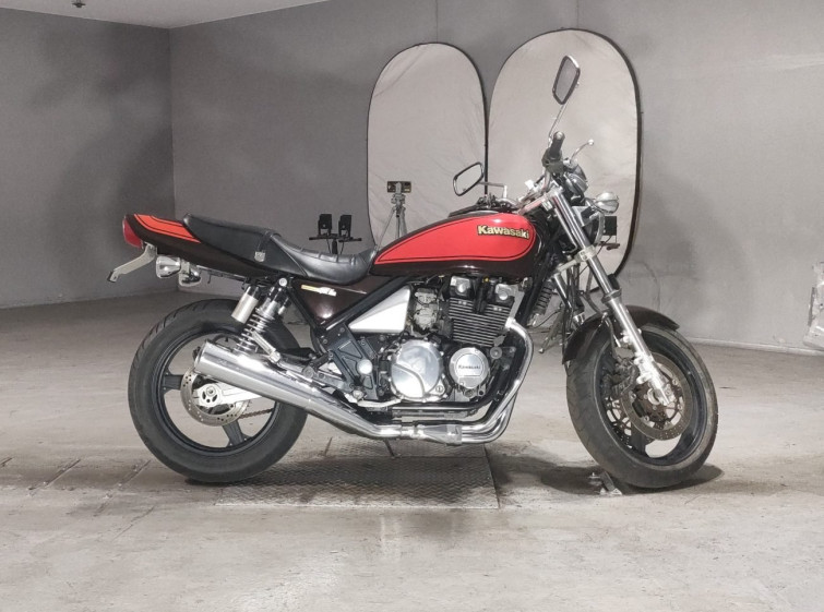 Мотоцикл Kawasaki ZEFAR 400 с пробегом 9576 km