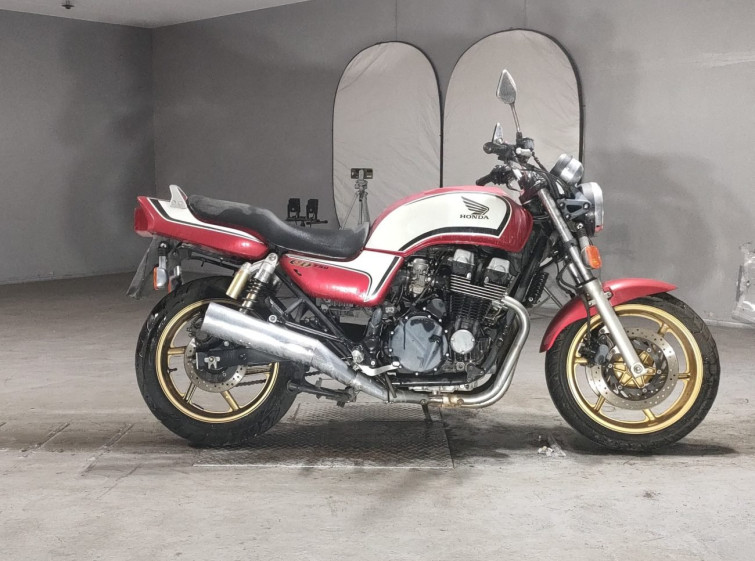 Мотоцикл Honda CB750 с пробегом 16590 km