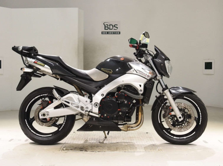 Мотоцикл Suzuki GSR400 з пробігом 16601 km