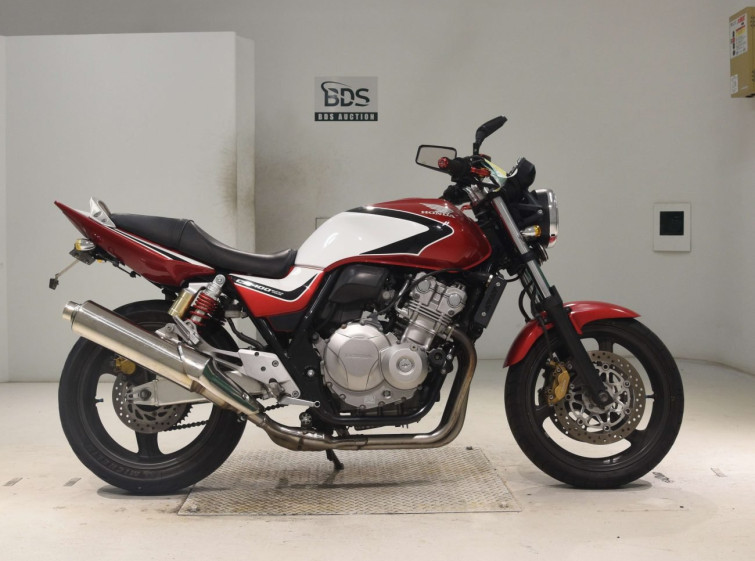 Мотоцикл Honda CB400SFV с пробегом 13082 km