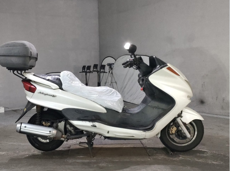 Мотоцикл Yamaha MAJESTY250 з пробігом 65642 km
