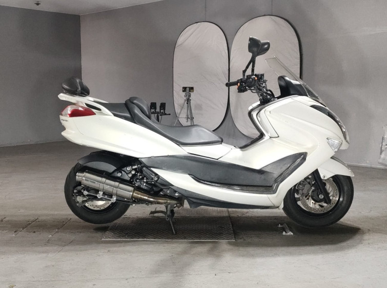 Мотоцикл Yamaha MAJESTY250 з пробігом 48396 km