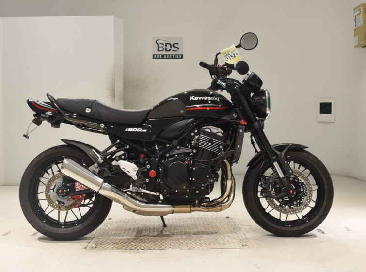 Мотоцикл Kawasaki Z900RS с пробегом 3207 km