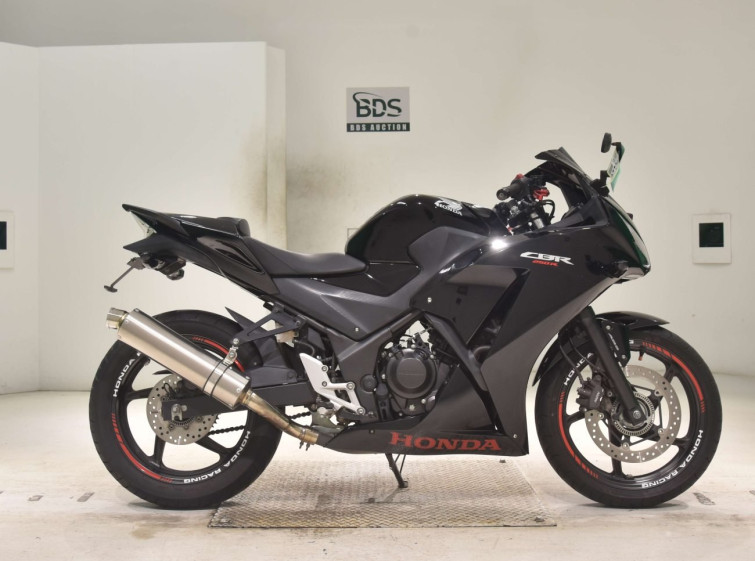 Мотоцикл Honda CBR250RA з пробігом 12903 km