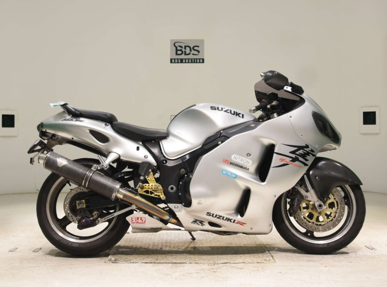 Мотоцикл Suzuki GSX1300R HAYABUSA с пробегом 20531 km