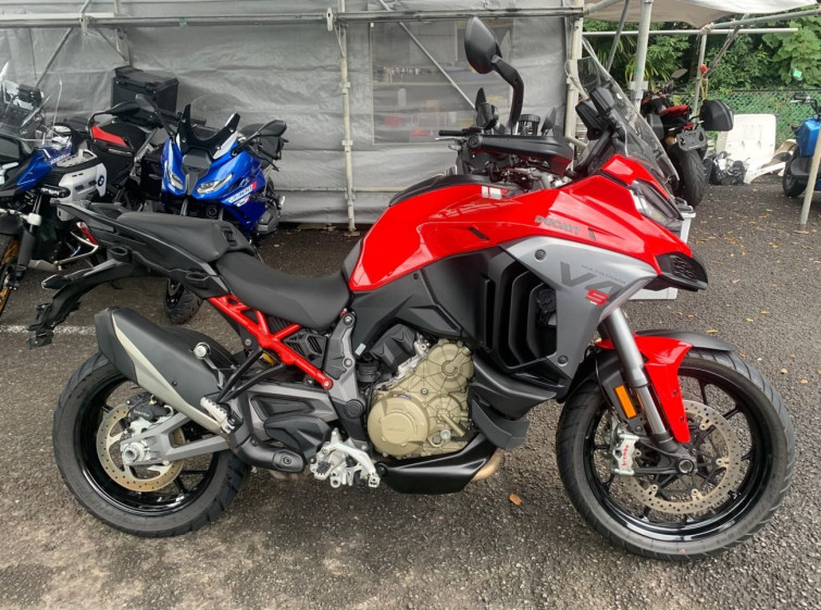 Мотоцикл Ducati MULTISTRADA V4S с пробегом 6370 km