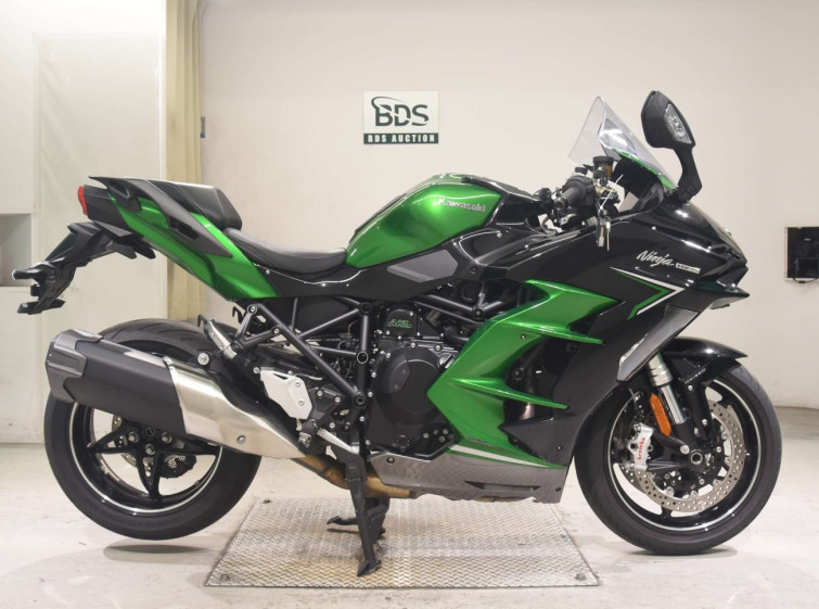 Мотоцикл Kawasaki NINJA H2 SX SE с пробегом 5225 km