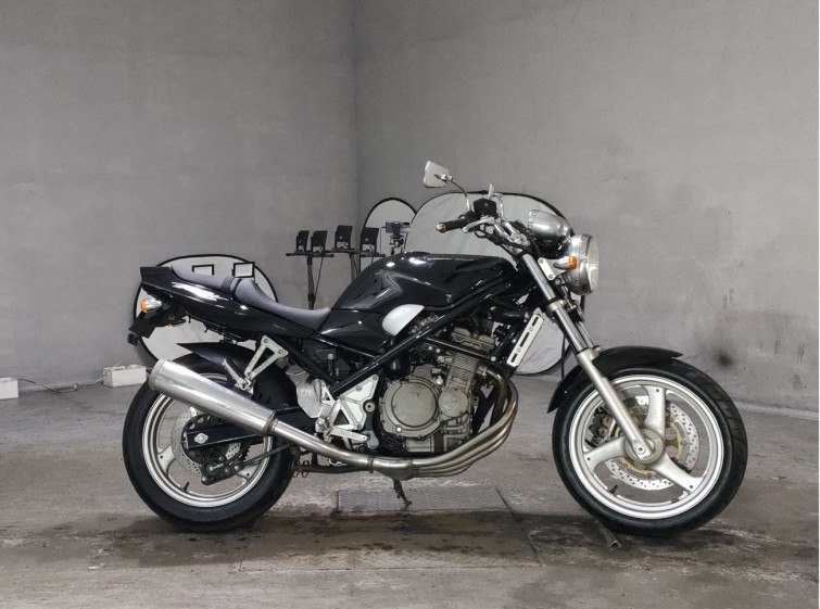 Мотоцикл Suzuki BANDIT250 с пробегом 3207 km